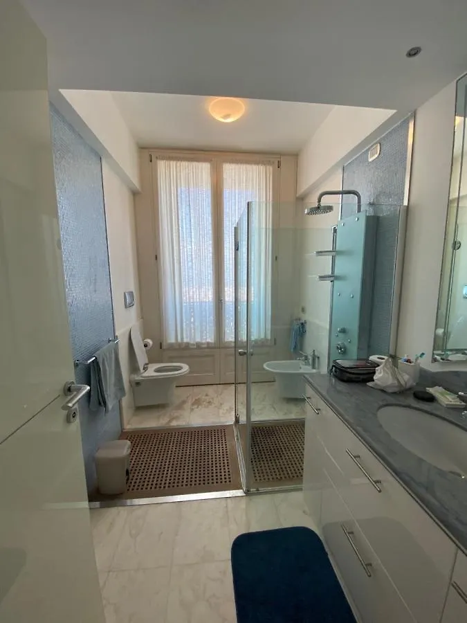 شقة Super Attico Sul Mare ليدو دي كامايوري إيطاليا